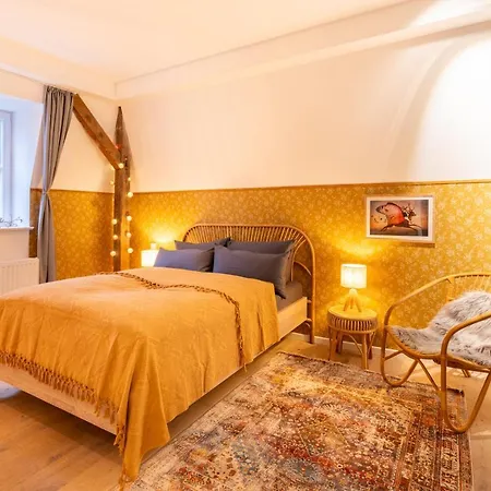 Coach House Villa