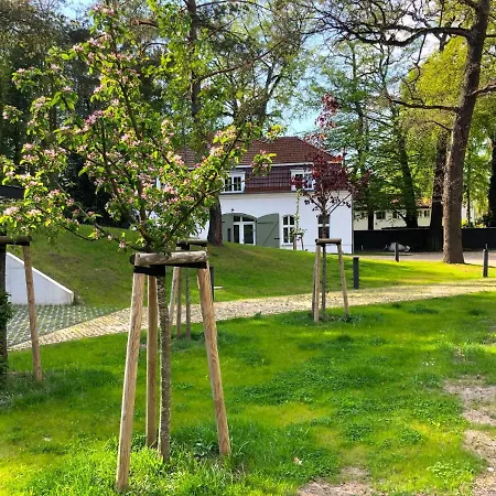 Coach House *