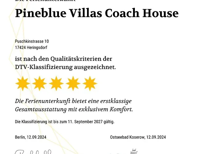 Coach House Villa *